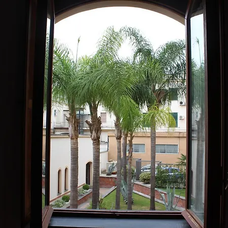 Deluxe Hostal Pompeya